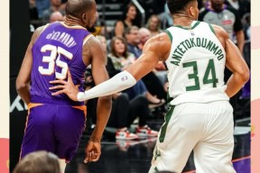 爱游戏体育-杜兰特连续五场比赛得分超过重要助攻，雄鹿不断突破！