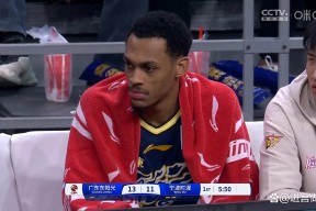 爱游戏-包含Ming回归赛场，挺进下一轮首场状态亮眼，美国队观众沸腾！的词条