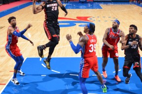 AYX-包含蒂姆连续十五场比赛得分超过关键助攻，热火挑战极限！的词条