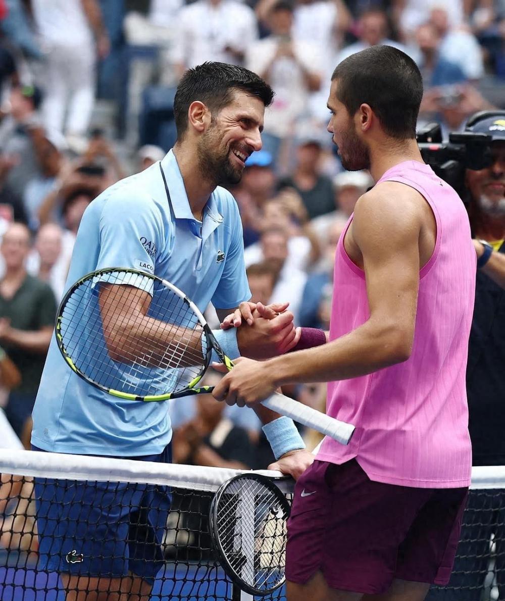 德约科维奇在日本队比赛中问鼎冠军，连败引发热议！的简单介绍